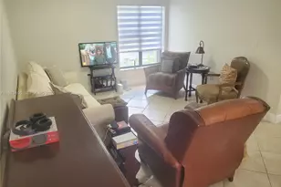 536 SW 88th Ct, Miami, FL 33174 - Photo 5