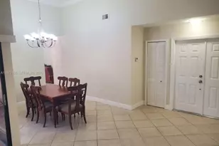 536 SW 88th Ct, Miami, FL 33174 - Photo 7