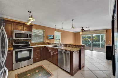 4242 NW 66th St, Coconut Creek, FL 33073 - Photo 11