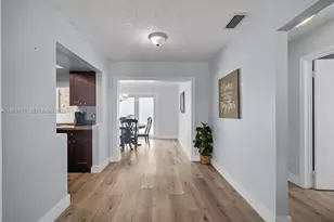 2286 NW 81st Ave, Sunrise, FL 33322 - Photo 9