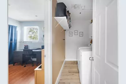 2286 NW 81st Ave, Sunrise, FL 33322 - Photo 11