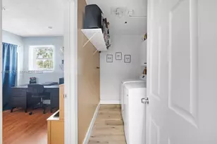 2286 NW 81st Ave, Sunrise, FL 33322 - Photo 11