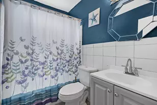 2286 NW 81st Ave, Sunrise, FL 33322 - Photo 3