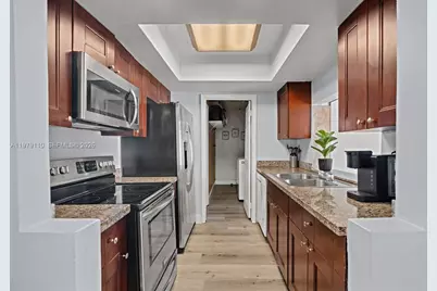 2286 NW 81st Ave, Sunrise, FL 33322 - Photo 9