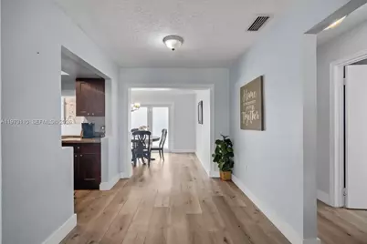 2286 NW 81st Ave, Sunrise, FL 33322 - Photo 7