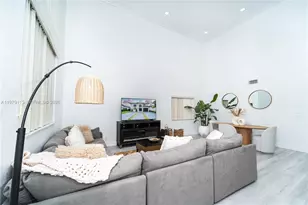 14172 NW 87th Ct, Miami Lakes, FL 33018 - Photo 3