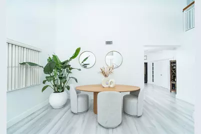 14172 NW 87th Ct, Miami Lakes, FL 33018 - Photo 7