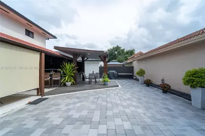 14172 NW 87th Ct, Miami Lakes, FL 33018 - Photo 29