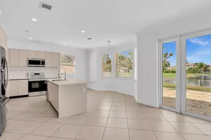 15363 NW 14th Rd, Pembroke Pines, FL 33028 - Photo 19