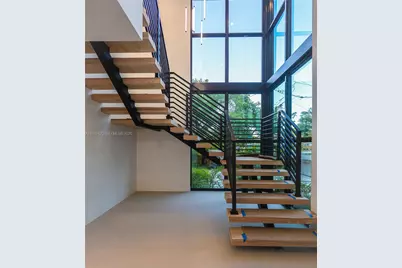 5802 NW 5th Av, Miami, FL 33127 - Photo 7