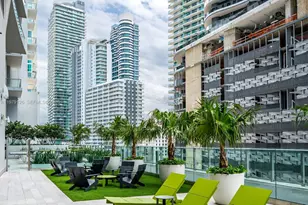 1010 Brickell Ave, Miami, FL 33131 - Photo 9