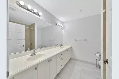8390 SW 72nd Ave #106, Miami, FL 33143 - Photo 15