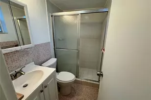 2005 Jefferson St, Hollywood, FL 33020 - Photo 11