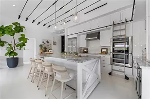 536 Jeronimo Dr, Coral Gables, FL 33146 - Photo 17