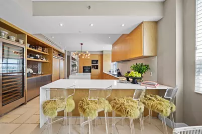 5801 Collins Ave #1600, Miami Beach, FL 33140 - Photo 29