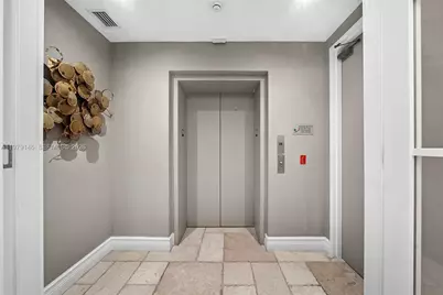 5801 Collins Ave #1600, Miami Beach, FL 33140 - Photo 67