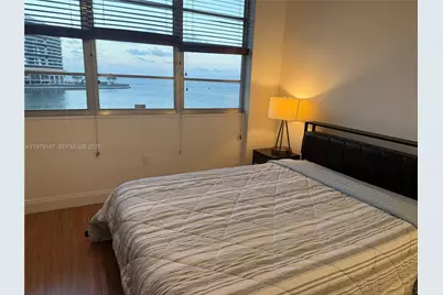 801 Brickell Bay Dr #470, Miami, FL 33131 - Photo 7