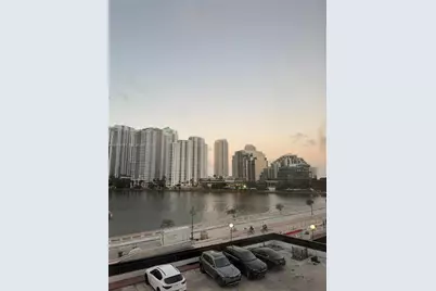 801 Brickell Bay Dr #470, Miami, FL 33131 - Photo 41