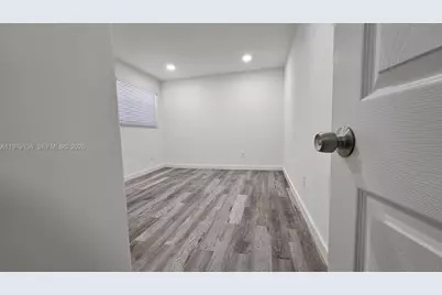 1941 NW 32 St #1941, Miami, FL 33142 - Photo 9