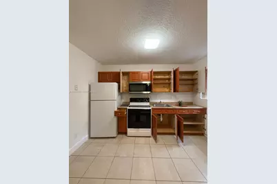 2099 NW 26th Ave #1-c, Fort Lauderdale, FL 33311 - Photo 9