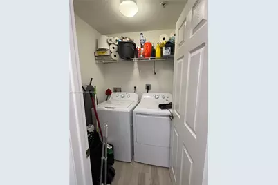 8999 NW 107th Ct #216-1, Doral, FL 33178 - Photo 9