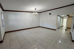 19750 Cypress Ct, Hialeah, FL 33015 - Photo 7