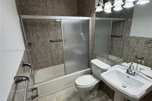 19750 Cypress Ct, Hialeah, FL 33015 - Photo 17