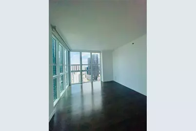 951 Brickell Ave #3211, Miami, FL 33131 - Photo 9