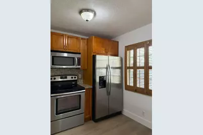 17298 NW 60th Ct, Hialeah, FL 33015 - Photo 5