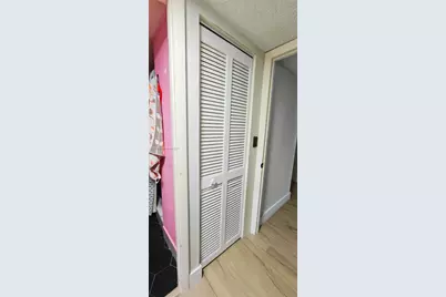 2802 N 46 Ave #520B, Hollywood, FL 33021 - Photo 11