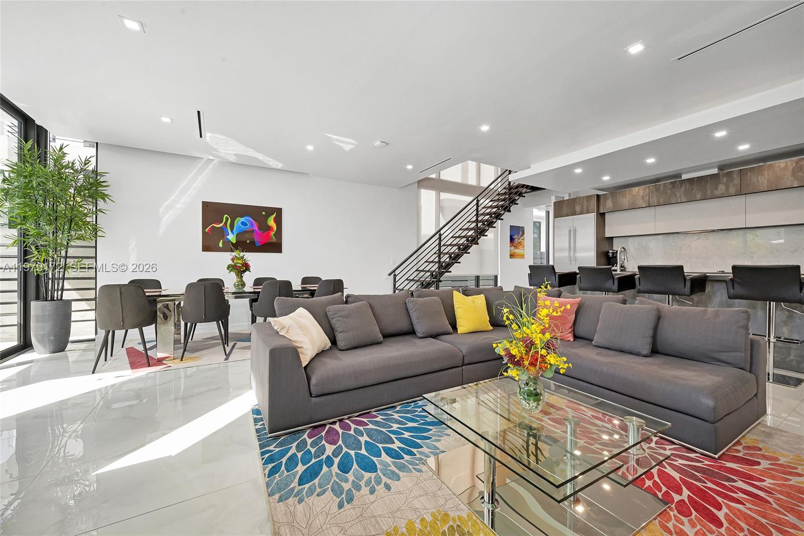 2516 NE 21st St #B main architectural view
