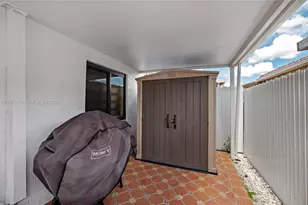 9046 NW 121st Terrace, Hialeah Gardens, FL 33018 - Photo 25