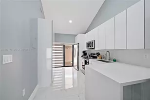 9046 NW 121st Terrace, Hialeah Gardens, FL 33018 - Photo 9