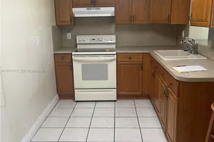 3241 NW 154th Terrace, Miami Gardens, FL 33054 - Photo 5