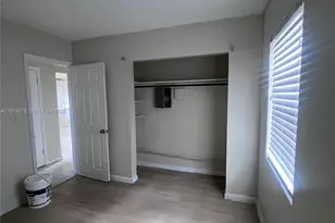 114 SW 67th Terrace, Pembroke Pines, FL 33023 - Photo 3