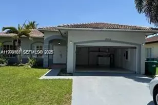 16064 SW 143rd Ln, Miami, FL 33196 - Photo 3