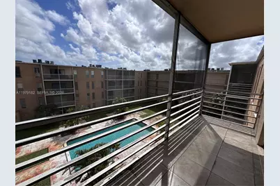 4848 NW 24th Ct #412, Lauderdale Lakes, FL 33313 - Photo 19