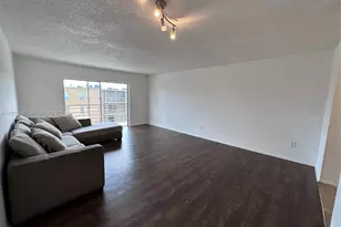 4848 NW 24th Ct, Lauderdale Lakes, FL 33313 - Photo 5