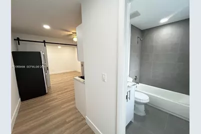 142 NW 21st Ave #3, Miami, FL 33125 - Photo 5