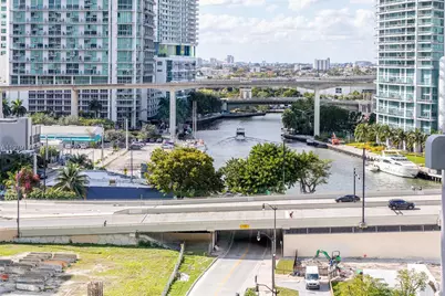 41 SE 5th St #706, Miami, FL 33131 - Photo 21