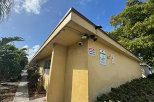 805 S H St, Lake Worth, FL 33460 - Photo 3