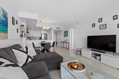 6900 Bay Dr #10H, Miami Beach, FL 33141 - Photo 11