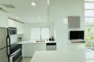 7700 Collins Ave, Miami Beach, FL 33141 - Photo 7