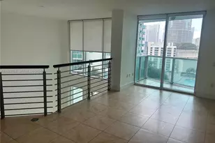 41 SE 5th St, Miami, FL 33131 - Photo 1