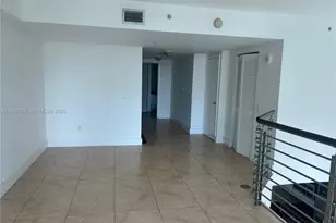 41 SE 5th St, Miami, FL 33131 - Photo 3