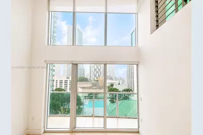 41 SE 5th St #907, Miami, FL 33131 - Photo 3