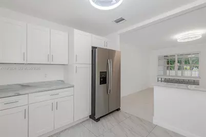 1914 Dewey St #B, Hollywood, FL 33020 - Photo 3