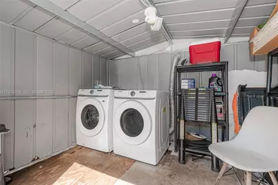 1914 Dewey St #B, Hollywood, FL 33020 - Photo 17