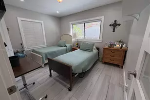 160 South Dr, Miami Springs, FL 33166 - Photo 31