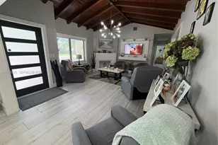 160 South Dr, Miami Springs, FL 33166 - Photo 5